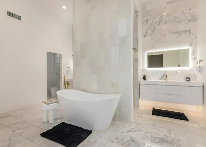 Anderson Lux Estate Private Bar&pool Sleeps 12 Holiday home Phoenix